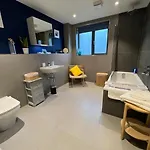公寓 River Vista Retreat - Luxury Duplex - Views - Parking - Cycle Storage - Access Option