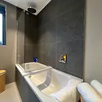 River Vista Retreat - Luxury Duplex - Views - Parking - Cycle Storage - Access Option Backbarrow