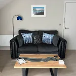 River Vista Retreat - Luxury Duplex - Views - Parking - Cycle Storage - Access Option