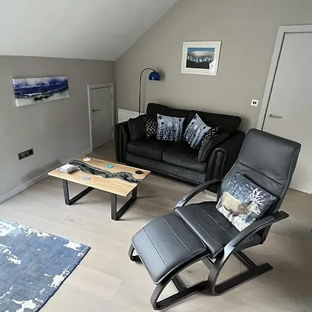 公寓 River Vista Retreat - Luxury Duplex - Views - Parking - Cycle Storage - Access Option *
