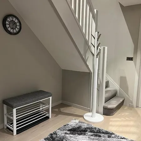 River Vista Retreat - Luxury Duplex - Views - Parking - Cycle Storage - Access Option 公寓