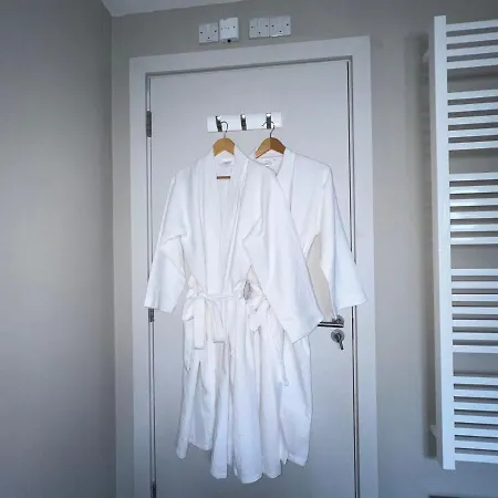 Lägenhet River Vista Retreat - Luxury Duplex - Views - Parking - Cycle Storage - Access Option *