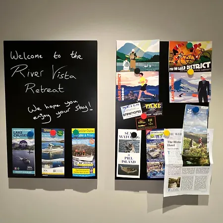 River Vista Retreat - Luxury Duplex - Views - Parking - Cycle Storage - Access Option Apartment *