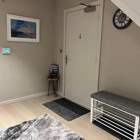 River Vista Retreat - Luxury Duplex - Views - Parking - Cycle Storage - Access Option