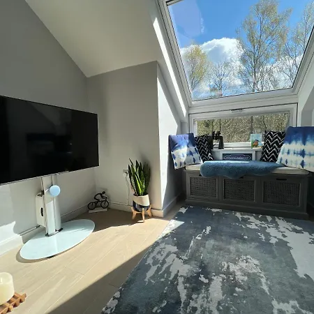 River Vista Retreat - Luxury Duplex - Views - Parking - Cycle Storage - Access Option